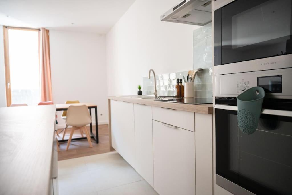 Lou Cabanot - Appartement Lumineux 3 Chambres - Parking Gratuit Beziers Bagian luar foto