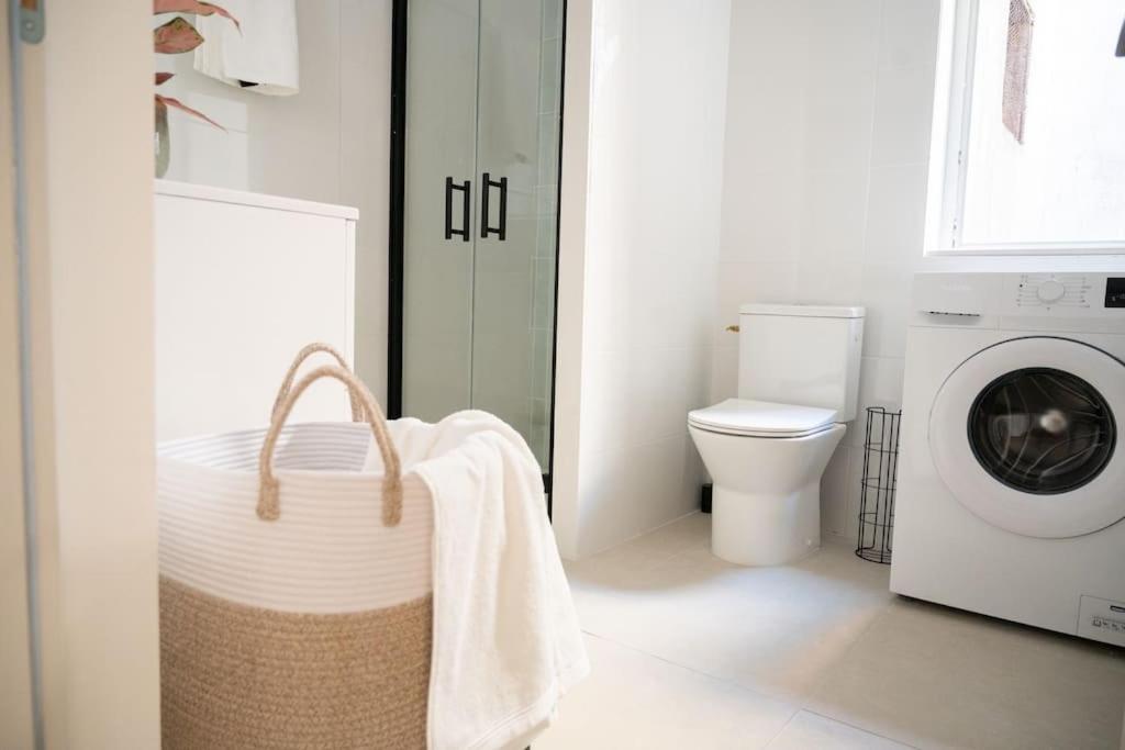 Lou Cabanot - Appartement Lumineux 3 Chambres - Parking Gratuit Beziers Bagian luar foto