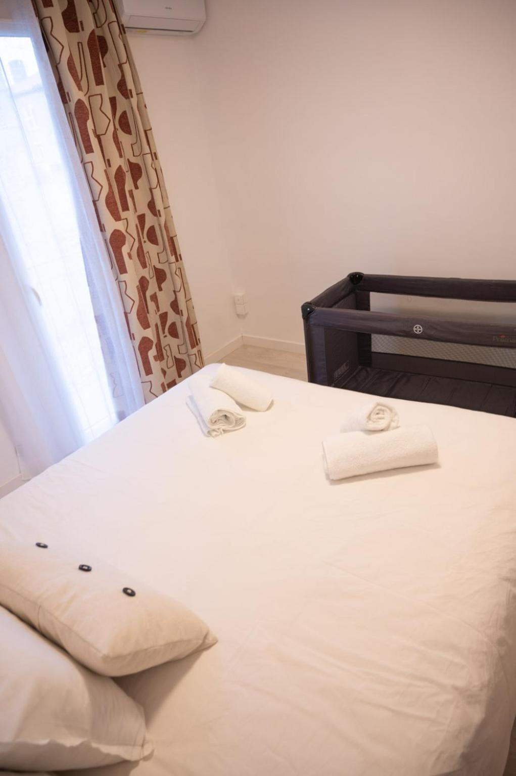 Lou Cabanot - Appartement Lumineux 3 Chambres - Parking Gratuit Beziers Bagian luar foto