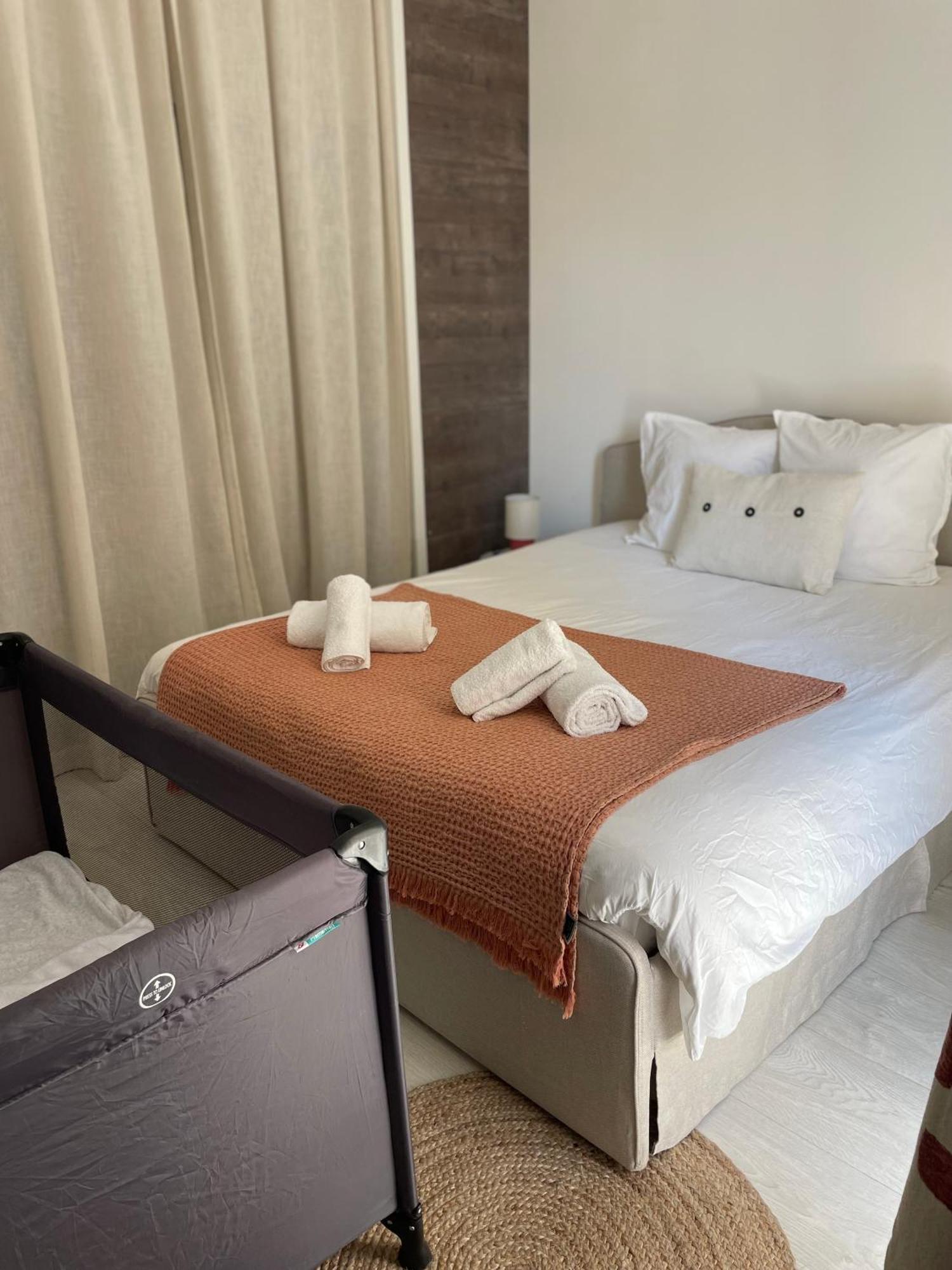 Lou Cabanot - Appartement Lumineux 3 Chambres - Parking Gratuit Beziers Bagian luar foto