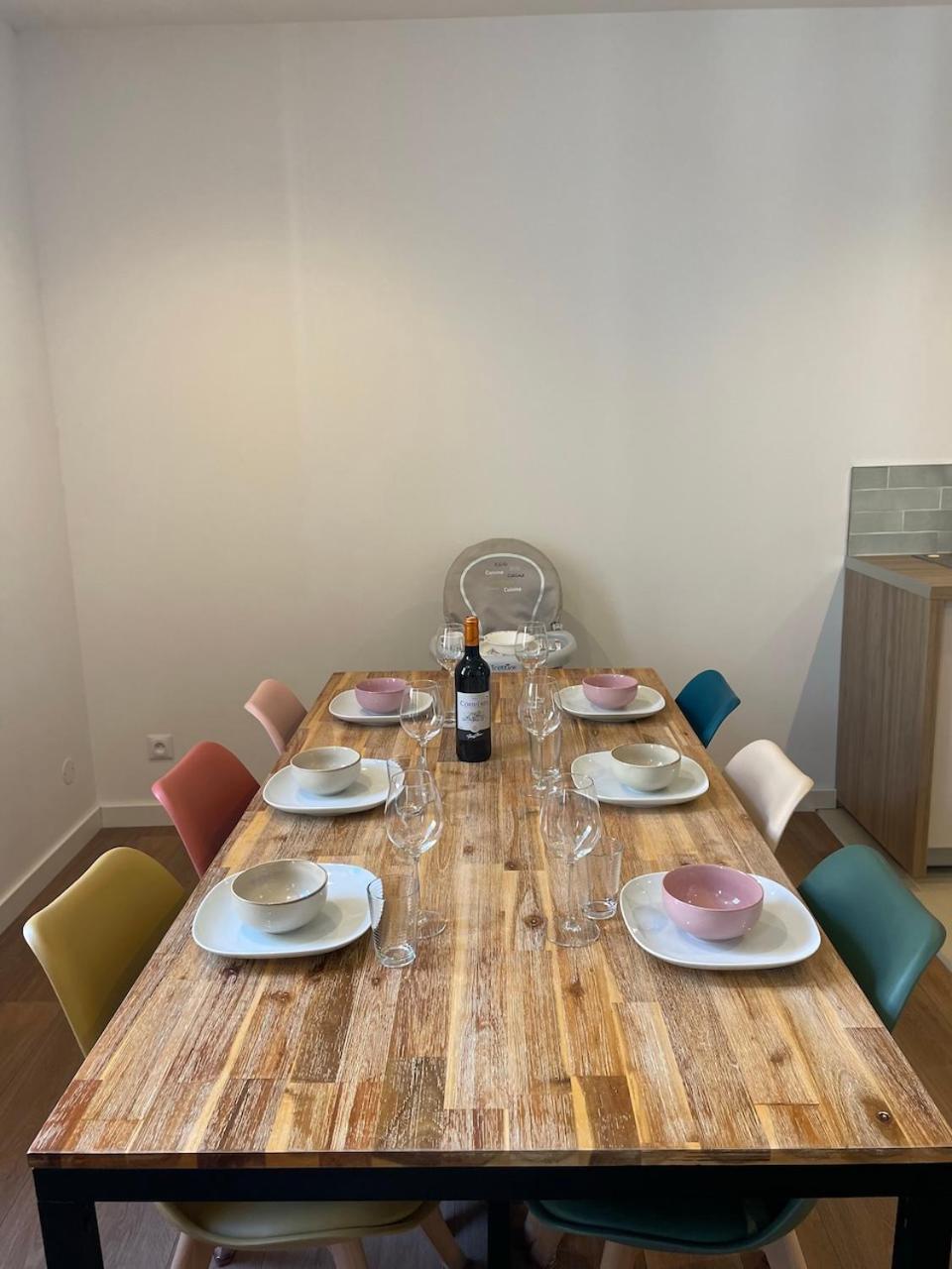 Lou Cabanot - Appartement Lumineux 3 Chambres - Parking Gratuit Beziers Bagian luar foto