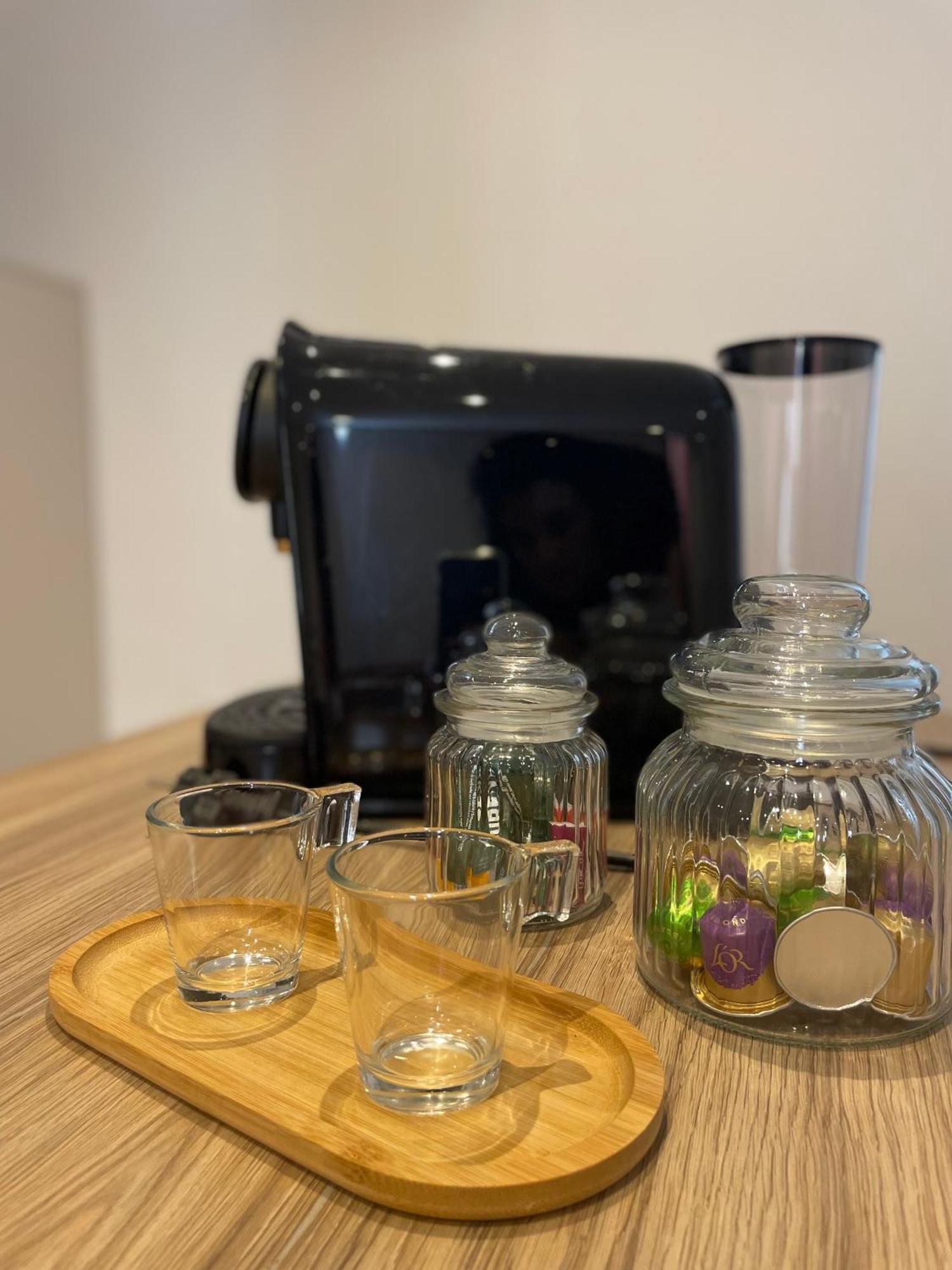 Lou Cabanot - Appartement Lumineux 3 Chambres - Parking Gratuit Beziers Bagian luar foto